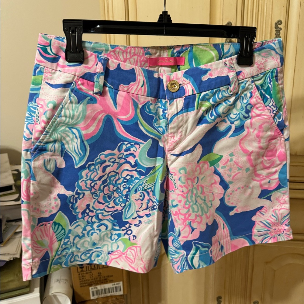 Lilly Pulitzer short